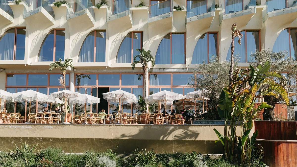 Epidamn White Sensation — Golem, Tirane