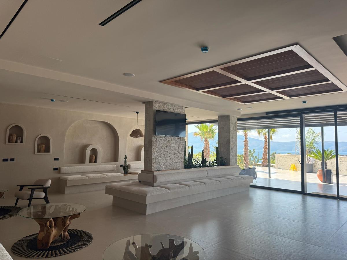 Coral Boutique  Hotel — Radhimë, Vlore