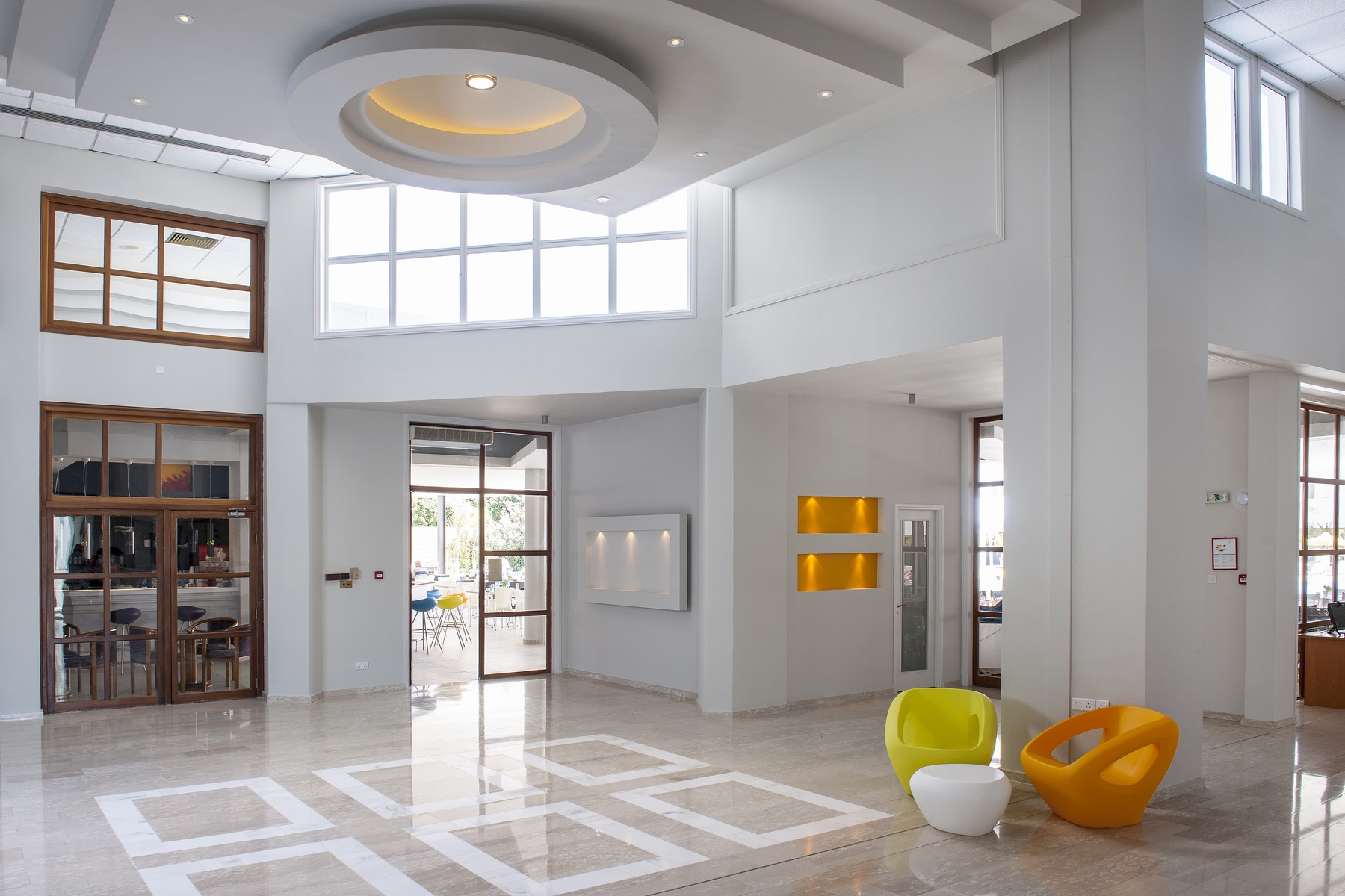 Mayfair Hotel — Pafos, Region Pafos