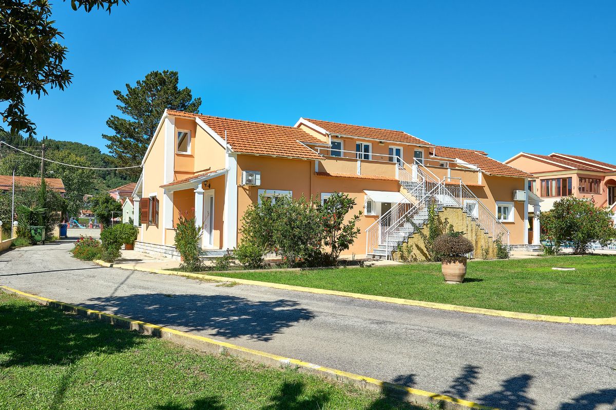 Yiannis Village Sidari — Sidari, Ionian Islands