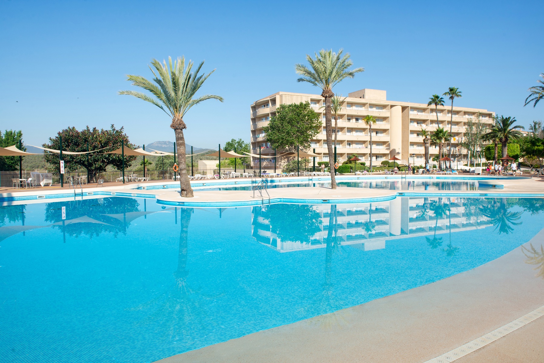 Hotel Club Cala Romani — Calas de Mallorca, Balearic Islands