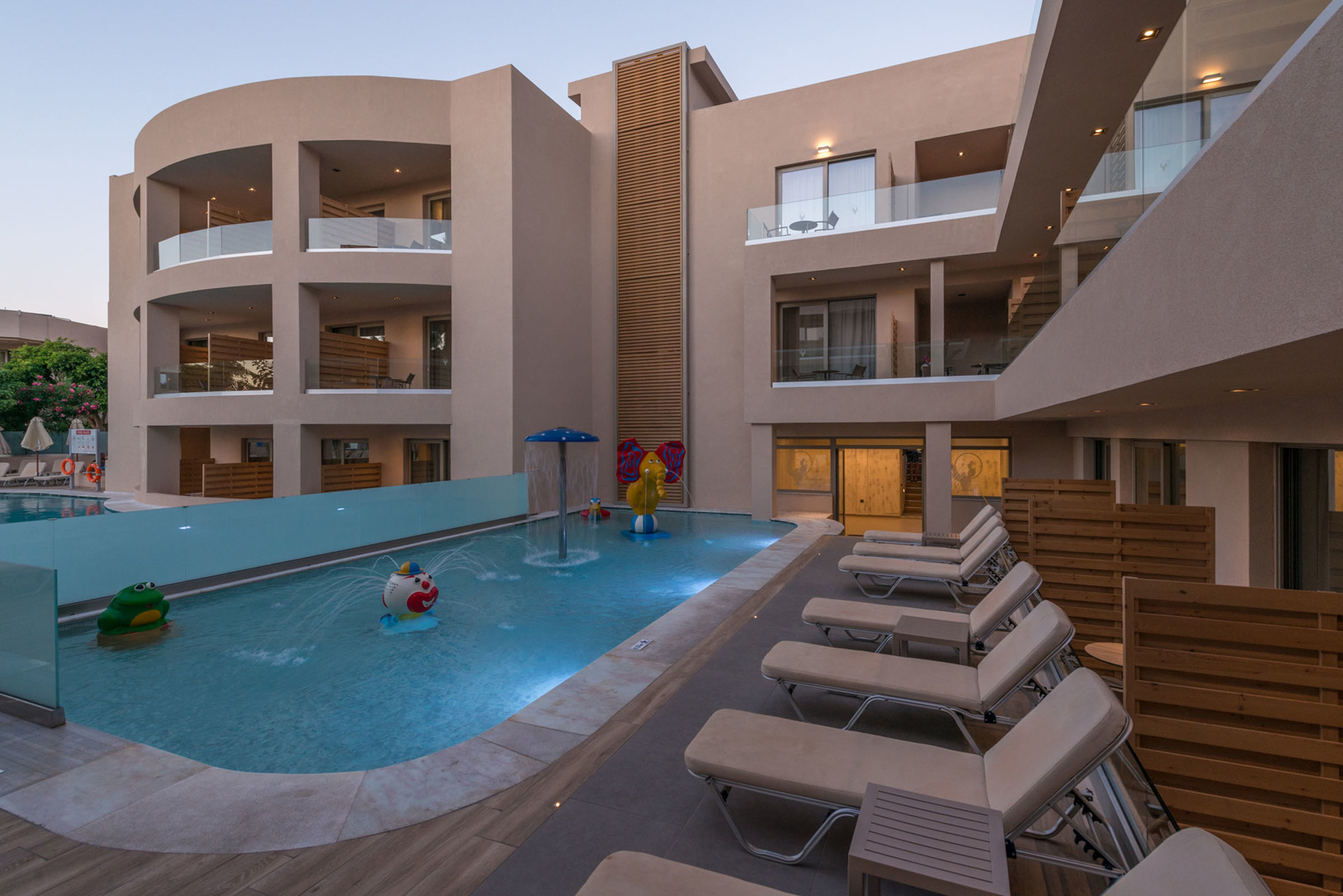 Cactus Beach Hotel — Stalida