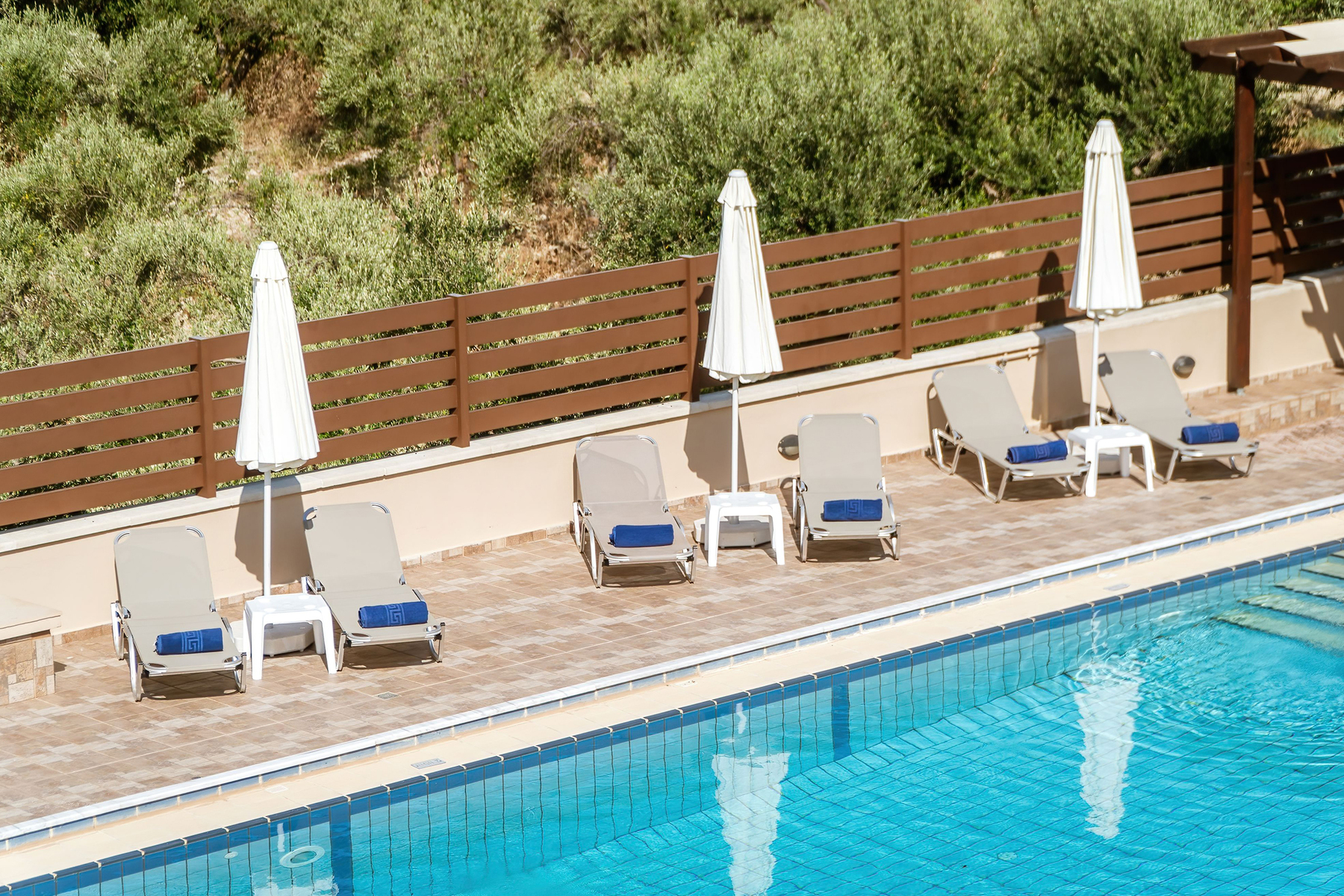 Sunrise Suites — Kalyves