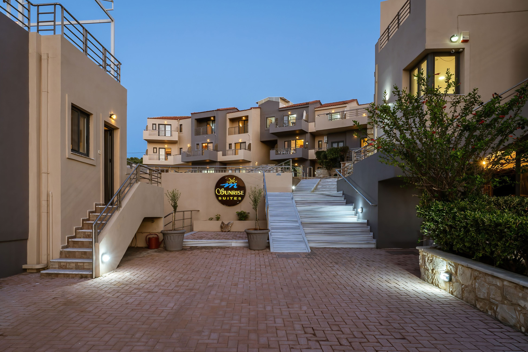 Sunrise Suites — Kalyves