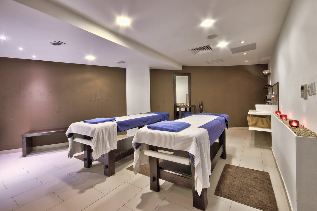db Seabank Resort + Spa — Mellieha, Malta Island