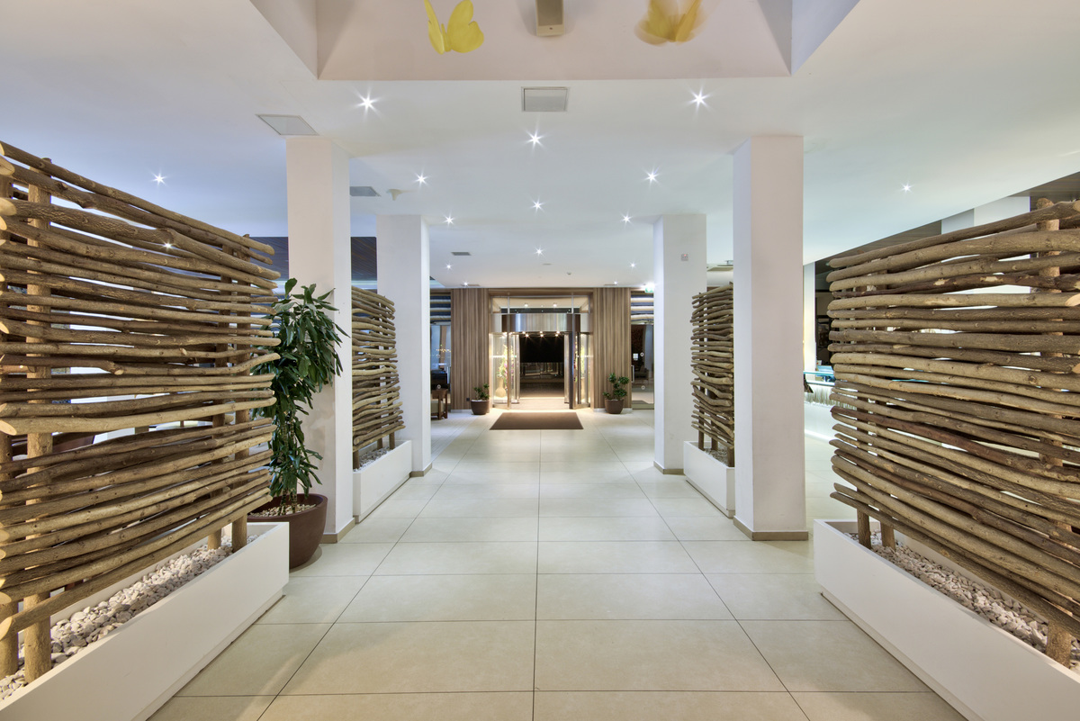 db Seabank Resort + Spa — Mellieha, Malta Island