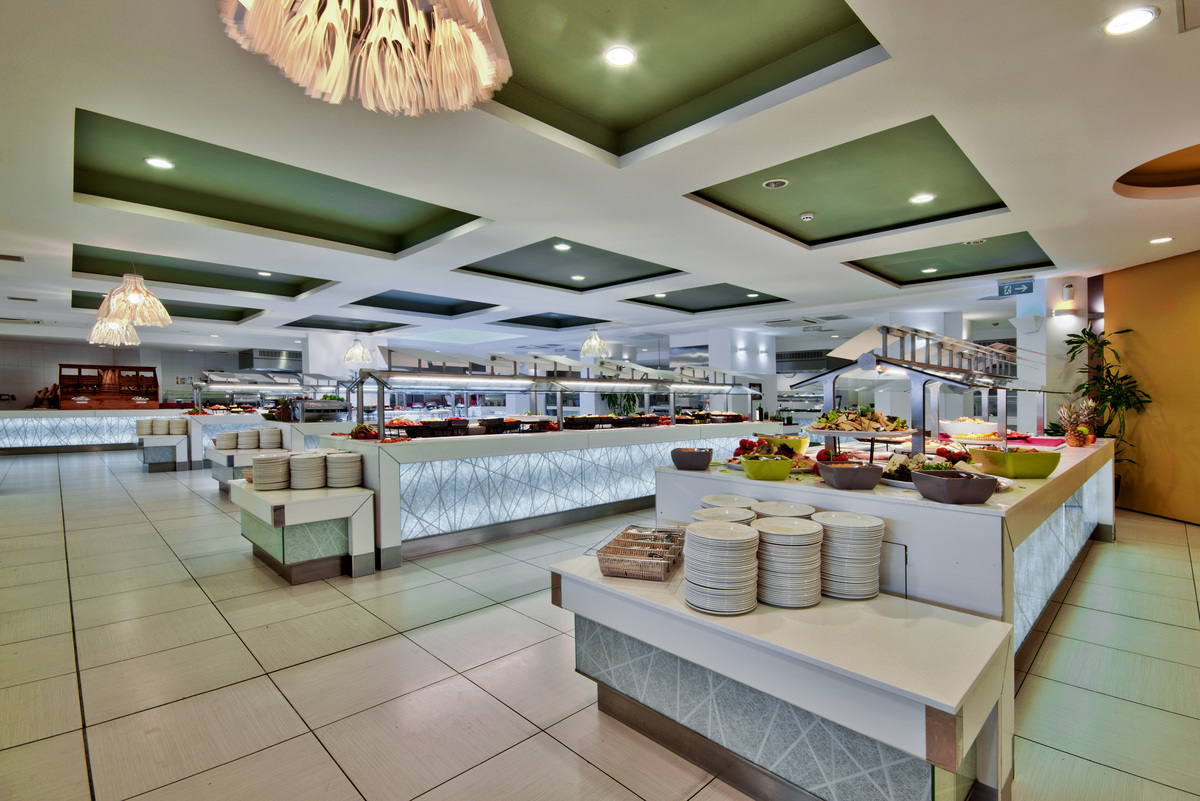 db Seabank Resort + Spa — Mellieha, Malta Island