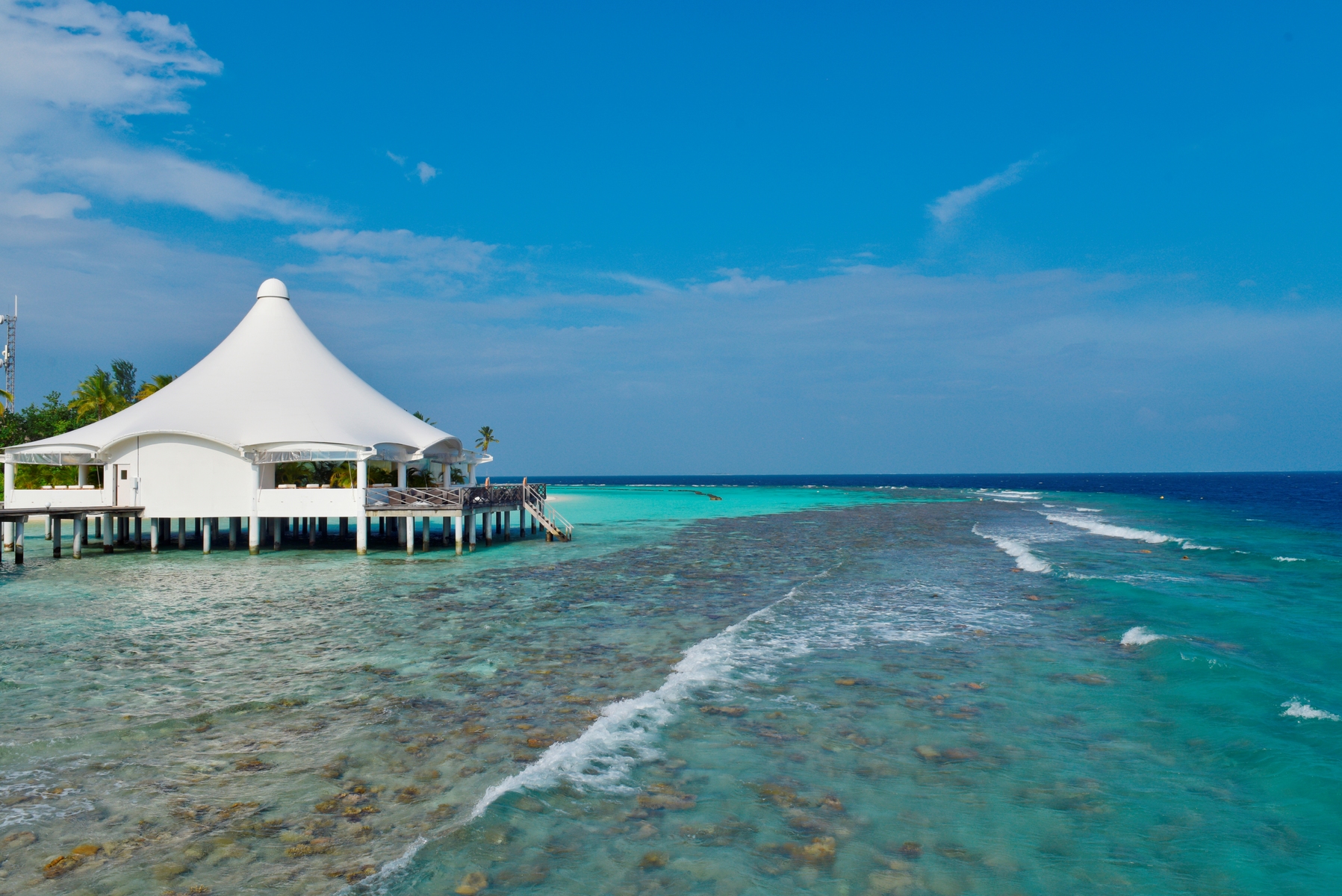 Safari Island Resort — Ellaidhoo, Alif Alif