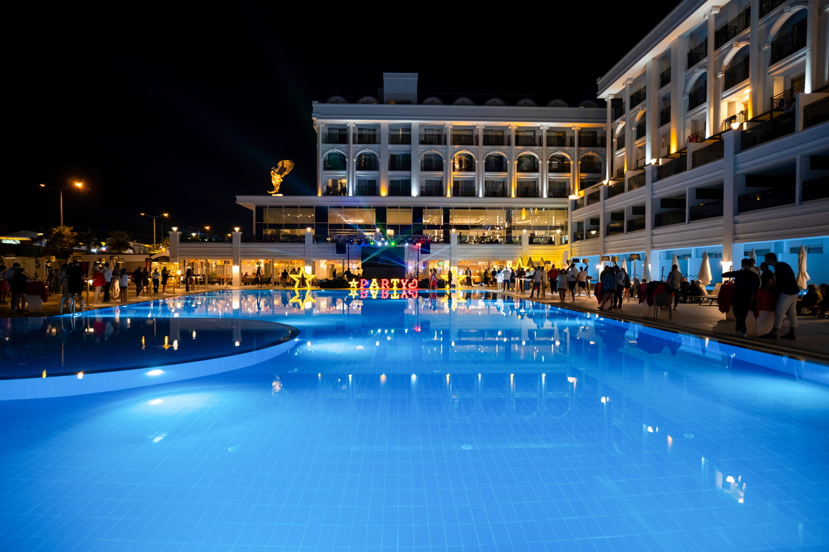 Sunthalia Hotels And Resorts — Main photo in Side