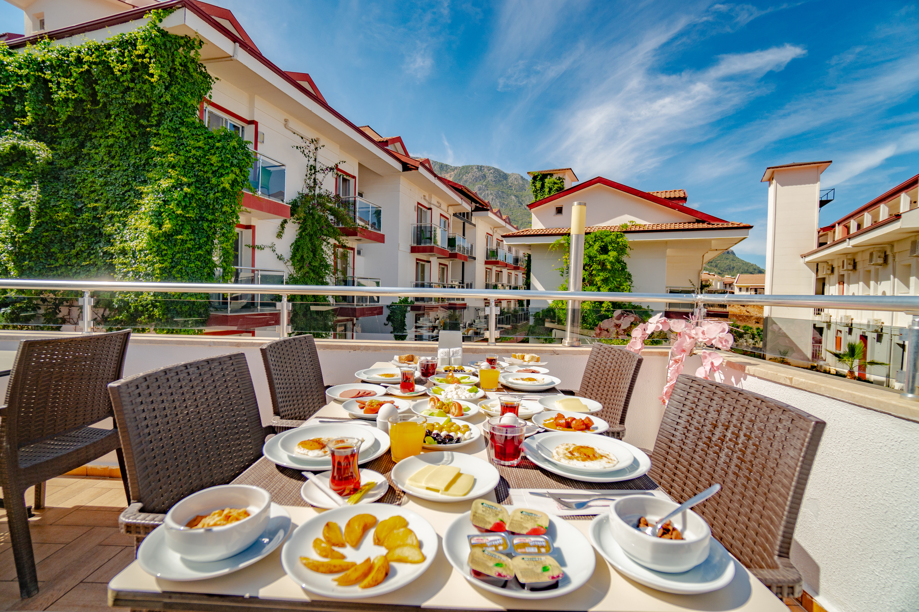 Sunshine Holiday Resort — Ölüdeniz, Mugla